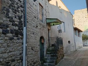 Maison de village de 66 25m2 avec terrain