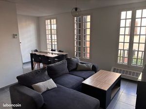 Studio meublé neuf à loué