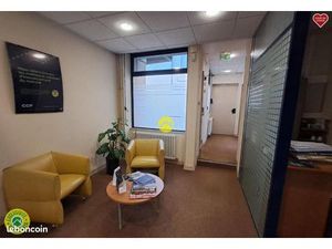 Maison 10 pièces 360 m²