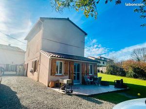 Maison T4  112 m² habitable  1400 m² de terrain