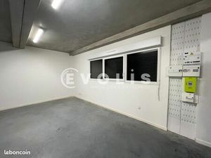 Local d'activité 175 m²