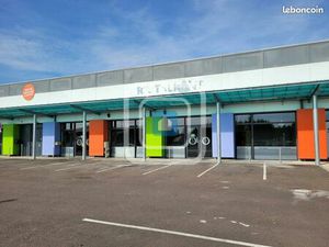 Local commercial 307 m²