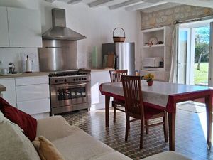 Fermette avec Dépendances et Terrain de 6500m2