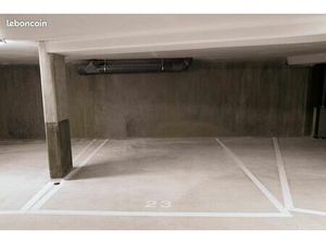 Grande place de parking Alfortville à 2 minutes à pied de Maison Alfort RER