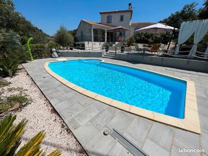 Maison familiale 130 m² • Terrain 2 000 m² • Piscine avec dôme • DPE B/A