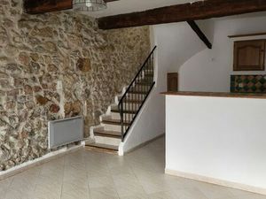 Maison de village 63 M2 3 pièces à BIZANET