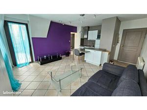 T1 bis avec balcon et stationnement