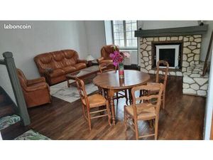 Maison de charme avec cour et terrasse