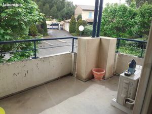 Bel et spacieux appartement meuble T4  terrasse  2 places parking