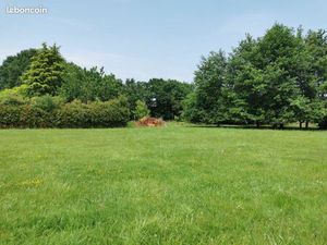 Terrain 560 m² Camarsac