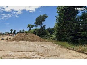 Terrain 732 m² Les Champs Geraux