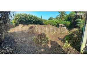 Terrain 1 318 m² Saint Claude