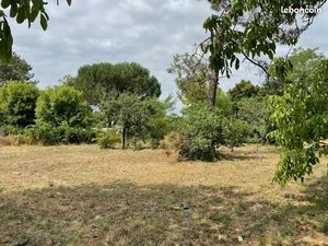 Terrain 500 m² Saint Yzan De Soudiac