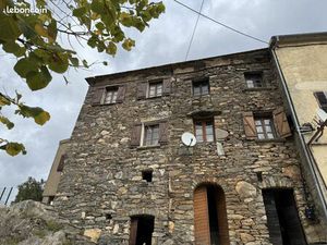 Maison de village 6 pièces 156 m²