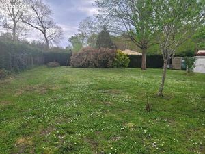Terrain 790 m² Lignan De Bordeaux