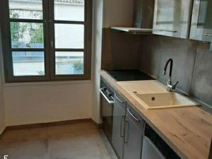 Arles centre Très beau T4 Lumineux et calme