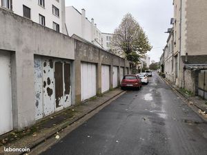 Parking/box 15 m² Tours