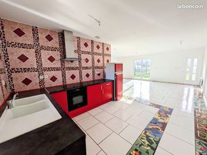 Maison Contemporaine 75m² + Garage isolé sur 1400 m² arboré env. – Proche Plages et Lacs