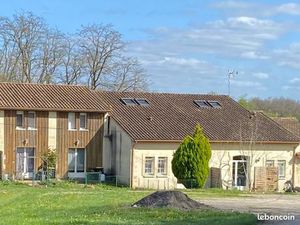 Maison mitoyenne duplex T3 83m2 jardin parking