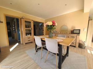 Maison 9 pièces 211 m²