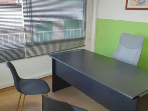 Bureau équipé 10m² à 12m2  à proximité de la Place de la Victoire – Prêt à l’emploi