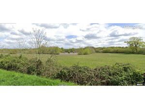 Territoire de chasse et pêche - 3 étangs sur 30 hectare de terrain