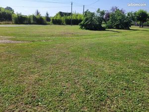 Terrain 600 m² Saint Quentin De Baron