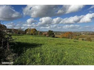 Terrain 560 m² Targon