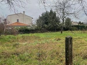 Terrain 1 680 m² Cenac