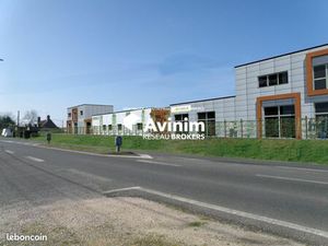 Local 250 m² Vierzon