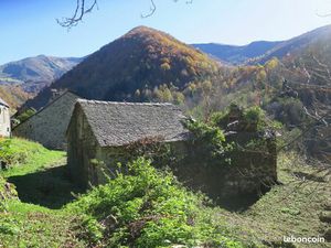 2 belles granges en pierre