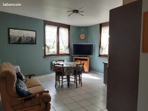 A louer petite maison meublée à Mauriac