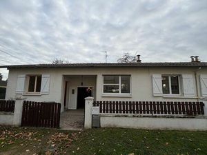 Maison des années 60 – 68 m² + dépendance 28 m² – Grand jardin arboré – Travaux à prévoir