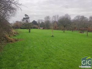 Terrain 2960 m² SURRAIN