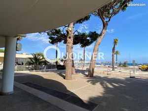 Local commercial 82 m² Fréjus