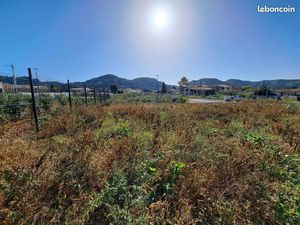Terrain 751 m² Les Pennes-Mirabeau