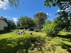 Terrain 1 300 m² Artigues Pres Bordeaux