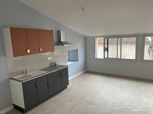 Location T3 Centre ville de Saintes