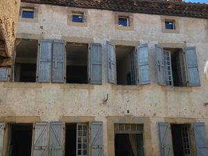 Av Maison de village