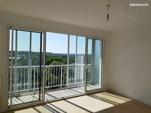 Location appartement T2 avec Loggia