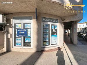 Local commercial 31 m² SAINT CYR SUR MER