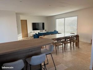 Villa d'architecte neuve 137 m2 plain pied - Piscine 7x3 et garage