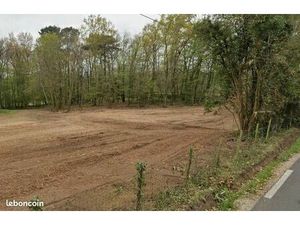 Terrain 2 800 m² Bonnetan