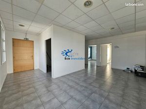 Bureaux 60 m² SAINT VIVIEN