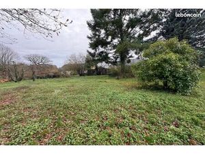 Terrain 1 300 m² Brognon