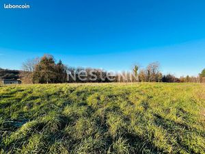 Terrain 11456 m² SEILHAC