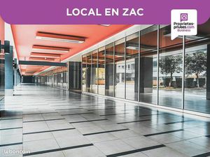 Local industriel 300 m²