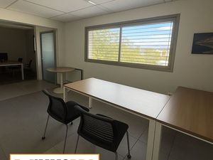 Bureaux 605 m² Fréjus