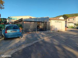 Vente de murs de commerce