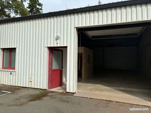 A louer local professionnel Bléré